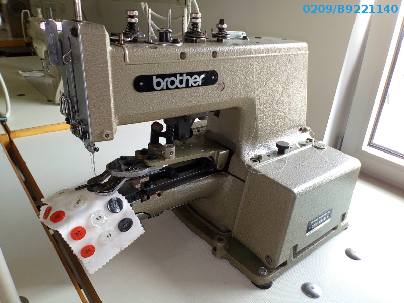Brother CB3-B916-1 button sewing machine 
